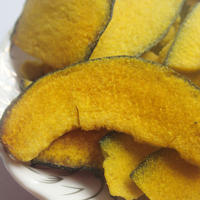 قیمت خوب سبزیجات خشک داغ‌ترین میان وعده‌های سالم 2022 برش‌های کدو تنبل سرخ‌شده با خلاء هستند. آنلاین