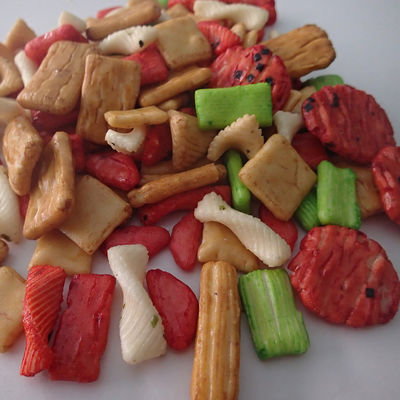 قیمت خوب کراکر برنج ژاپنی OEM کراکر کنجد نیمه نرم ژاپنی آنلاین