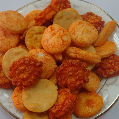 قیمت خوب کراکر برنج کره ای غلات 5 کیلوگرمی به صورت فله کراکر شرقی مخلوط کرانچی آنلاین