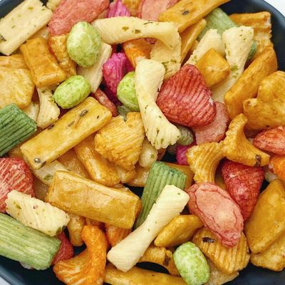 قیمت خوب میان وعده های خوشمزه و نیمه نرم برنج ژاپنی: طعم و بافت بی نظیر! آنلاین