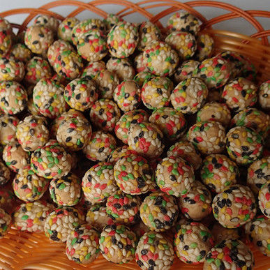 قیمت خوب کنجد عسلی خوشمزه بادام زمینی توپی چند طعم اسنک پر ترد آنلاین