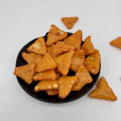 قیمت خوب کریکر های برنج تولید شده از شرکت های بازیگری بافت خرد و کم کالری برای سفارشات عمده آنلاین